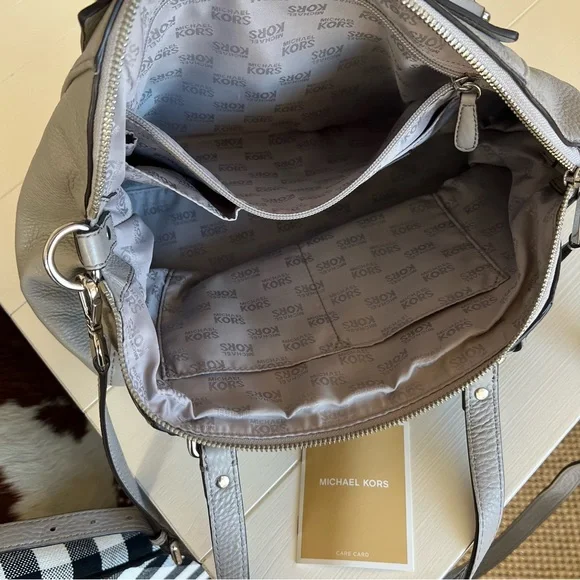 Michael Kors Gilmore East West Satchel Pebbled Leather Bag - Picture 13 of 17